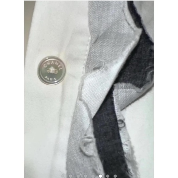 Chanel ruffled shirt dress designed by Karl Lagerfeld in ‘15 - Picture 4 of 13